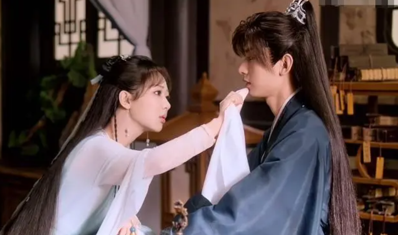 爱优腾暑期备播4部古装剧，杨紫肖战倍受期待，一部已经高糊预警