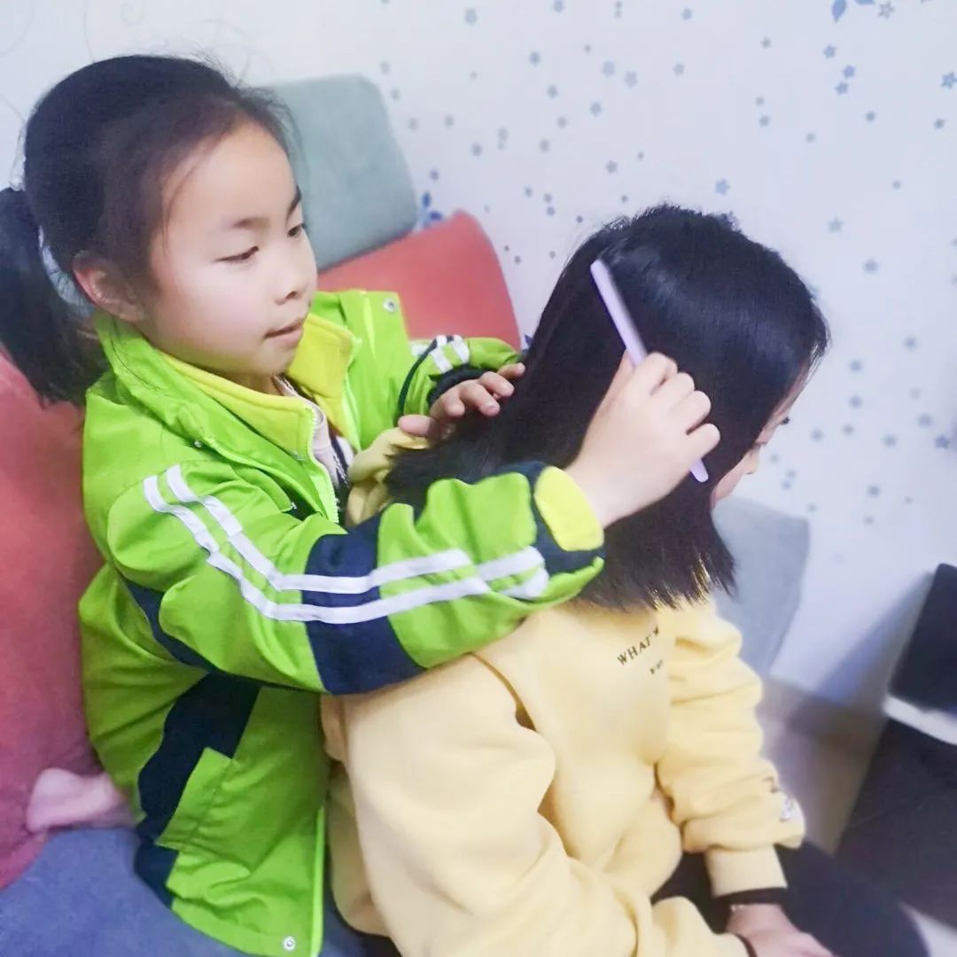 公兴小学开展“感恩有您 心中女神”活动