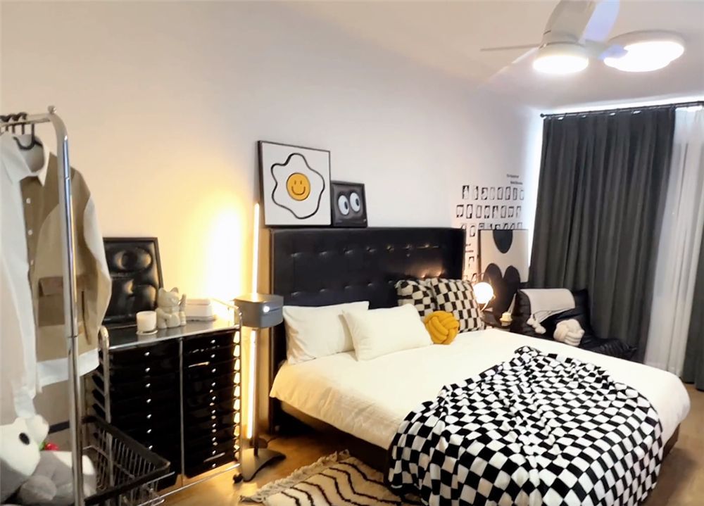 房间照片图片真实照片(27岁男生改造旧房卧室) - 赤虎壹号