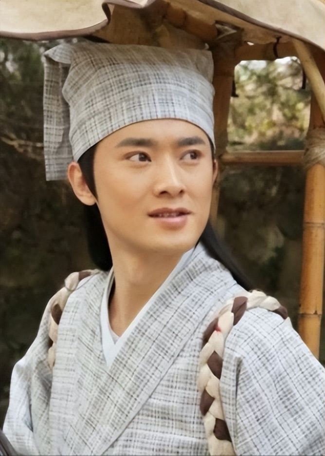 同样是演白面书生，把张国荣、任泉和佟梦实放在一起差距就出来了