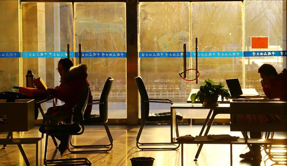 江苏这2所大学臭名昭著，毕业证一文不值，早已被全面点名曝光