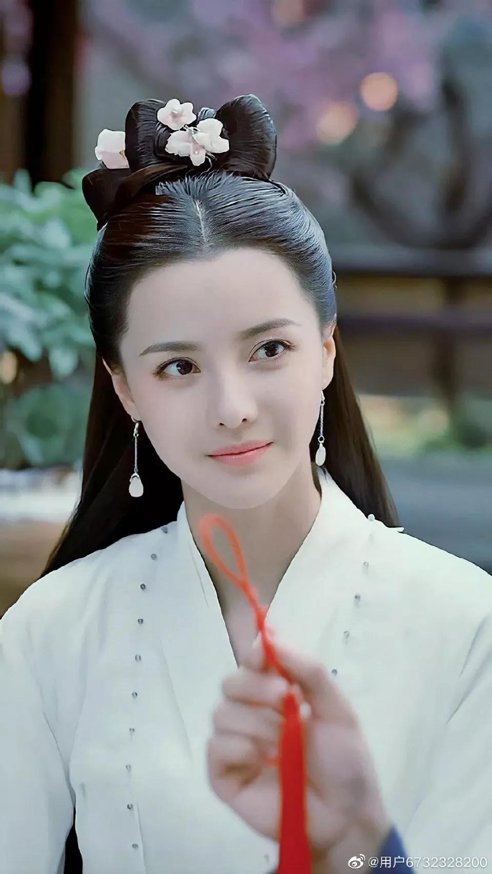 冷艳美人张芷溪