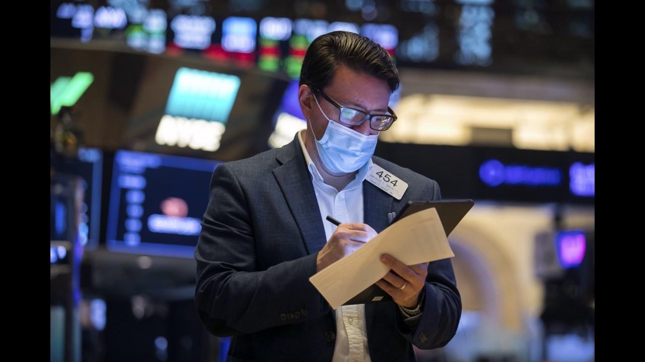 华尔街大佬黄比尔：白手起家，9年赚150亿美元，3天时间赔光家产