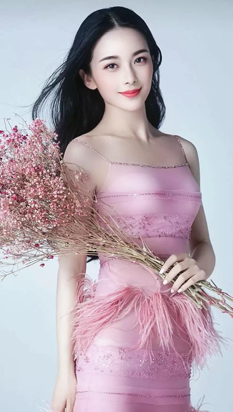 赵樱子日常穿搭