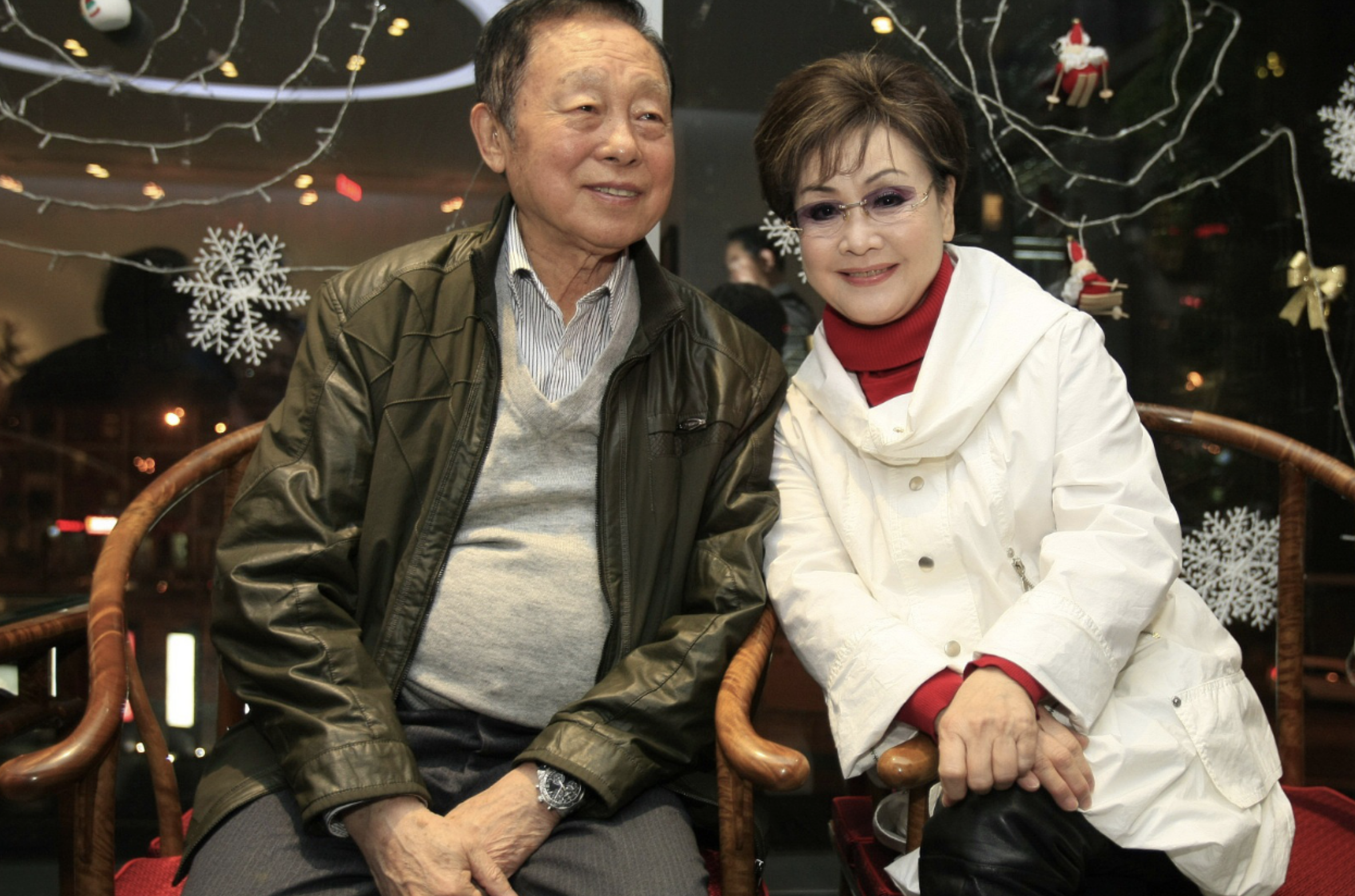 仅仅11天，就有12位名人接连离世，一天失去2位艺术家，最大95岁