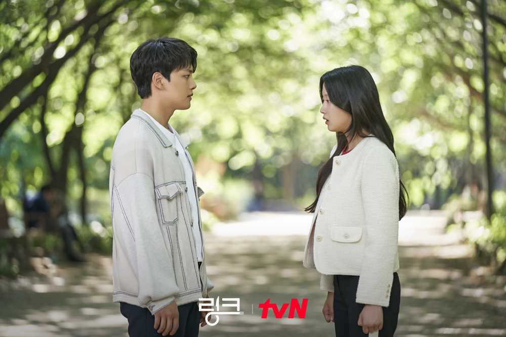 近期热播韩剧话题度公布：《美男堂》第七，《还魂》第二