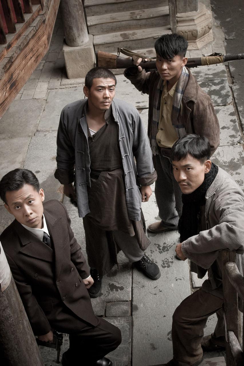 薛之谦摆拍，靳东写诗，张大大泪流满面，男人做作起来真要命