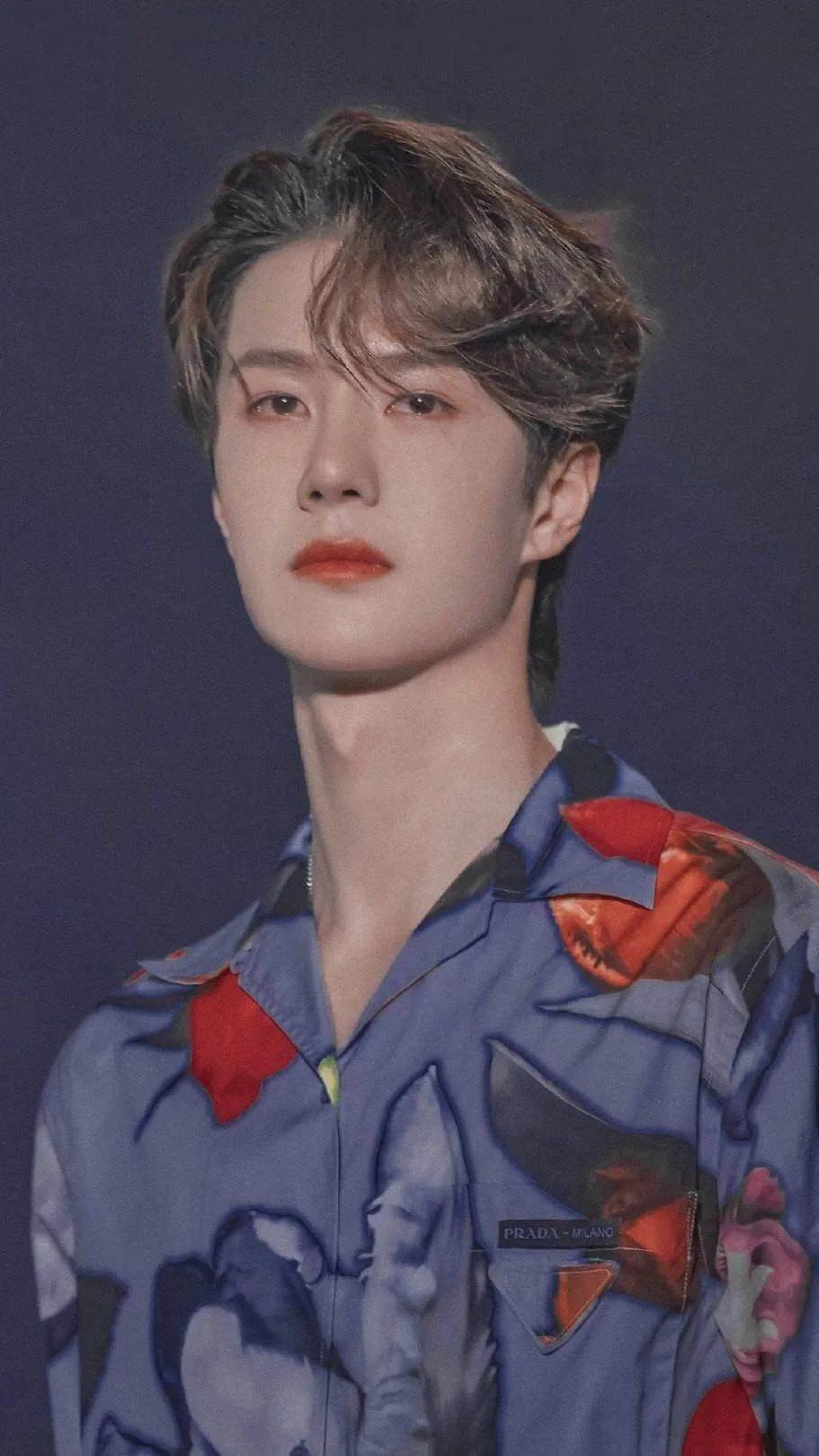 王一博的壁纸图片，你们最喜欢哪张呢