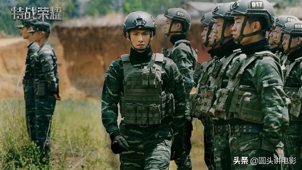 同样是演军人,把肖战、吴京等人放一起,谁比较符合军人气质?