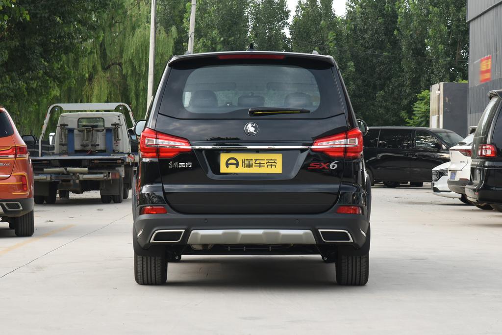 2022款东风风行SX6上市，5门7座SUV，起售价5.99万