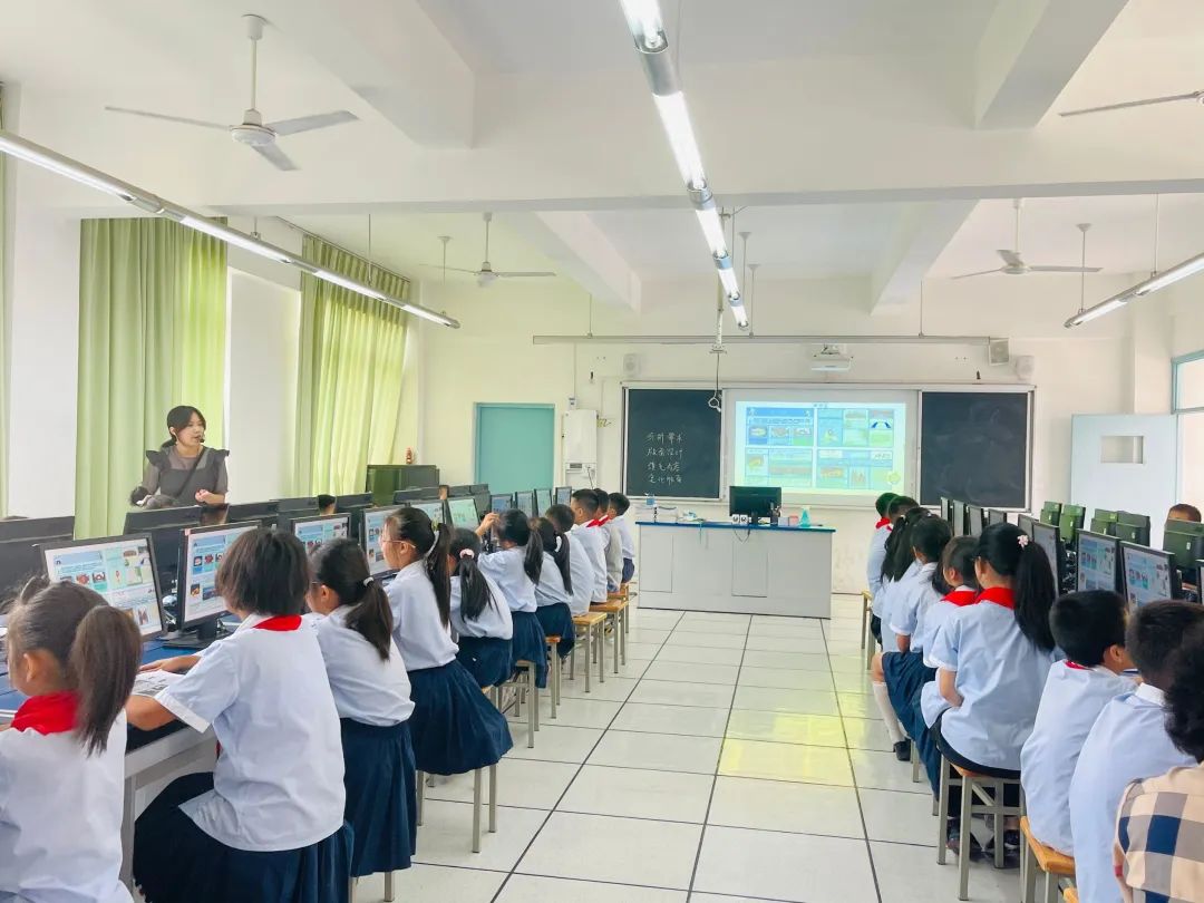 成都市双流区协和实验小学举行第一届“怡心杯”赛课活动