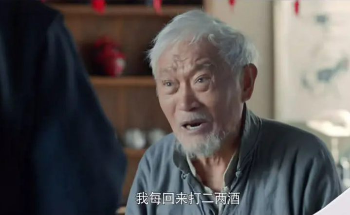 牛犇，资助百位学生，与初恋相守60年，晚年住养老院，令人泪目