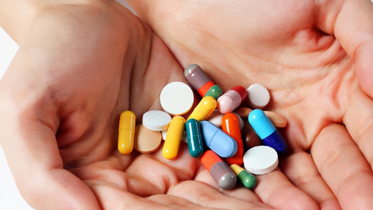 体检查出“幽门螺杆菌”，吃了两周药，再复查还是阳性，咋回事？