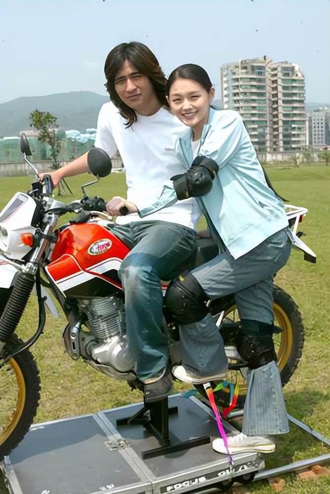 还记得那些年追的台剧吗《流星花园》还是《贫穷贵公子》