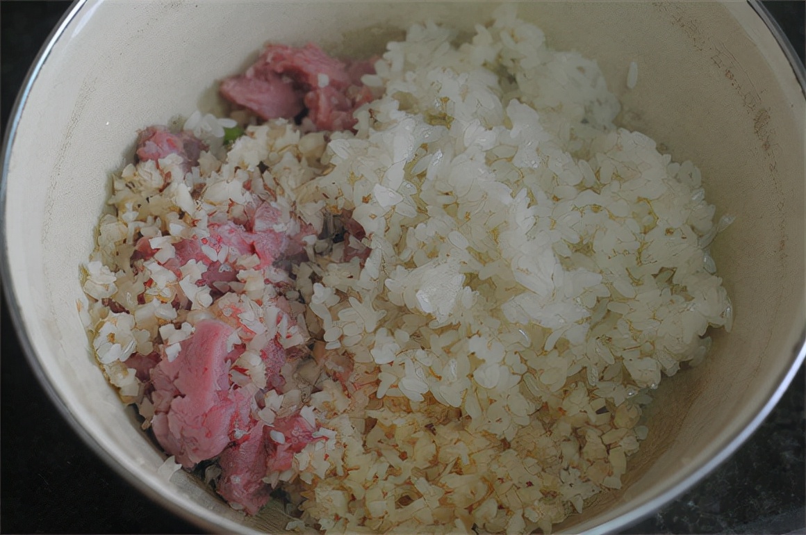 糯米最过瘾的吃法，不做丸子、不捏饭团，软嫩咸鲜，比糍粑健康