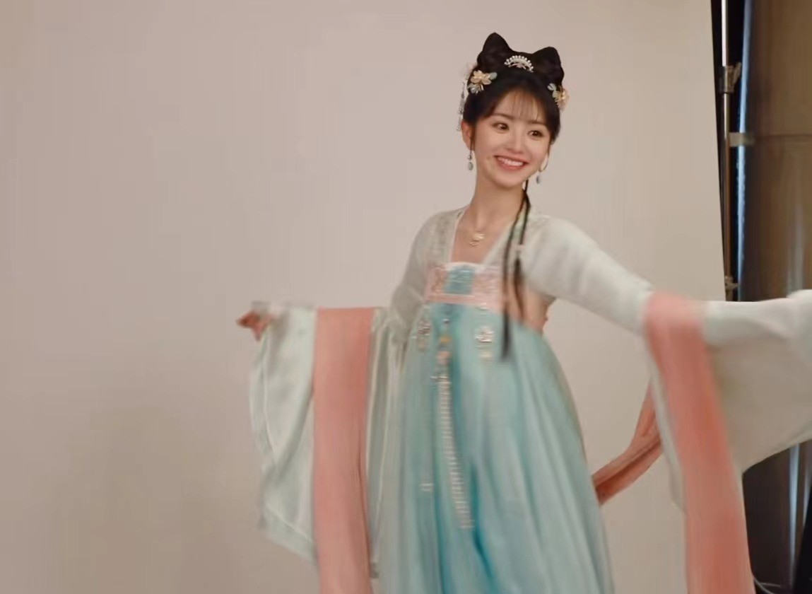 《新上错花轿嫁对郎》杀青！田曦薇演李玉湖，杜冰雁人选颜值不俗