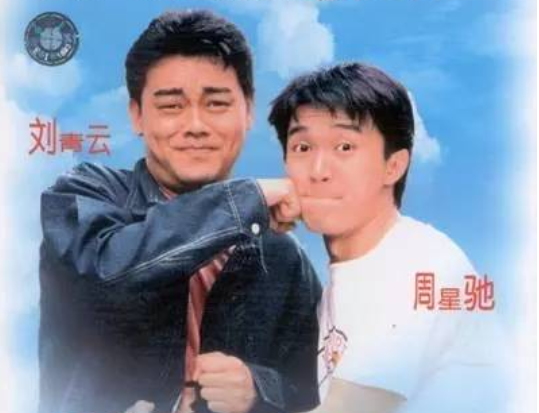 80年代参演20部剧，在TVB他跑了10年龙套，离开后夺得7次影帝提名
