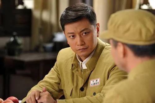 革命剧《数风流人物》今晚开播，侯京健主演，数位实力派坐镇