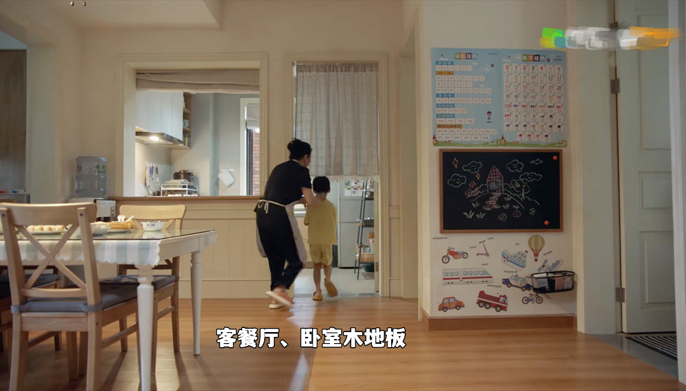 加油妈妈：张雨绮上有老下有小，家里干干净净，生活却是一地鸡毛