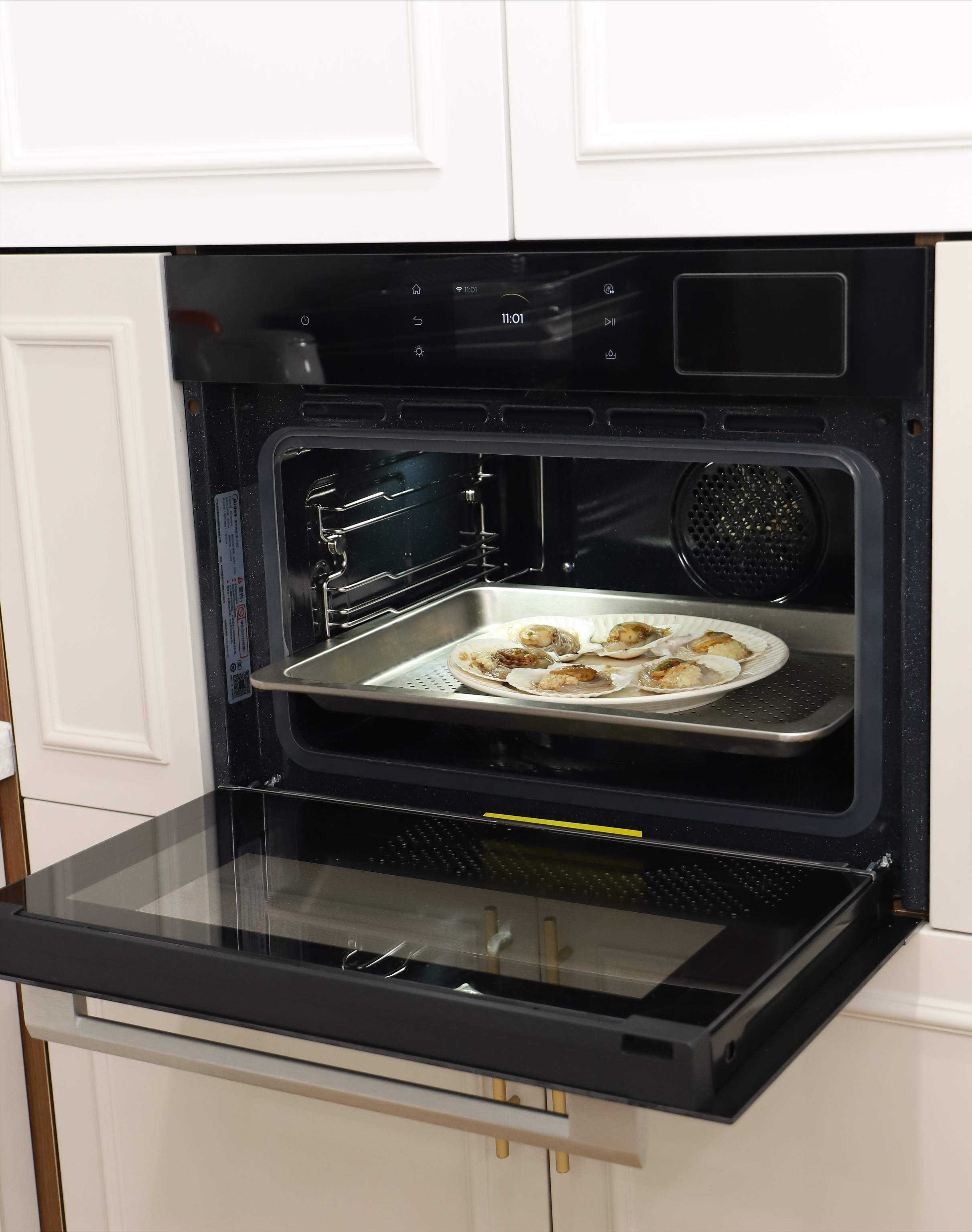 全能型美的q5pro蒸烤炸一体机厨房榜一大哥平易近人