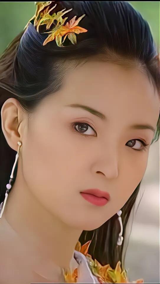 王艳的颜值巅峰，白飞飞太美了