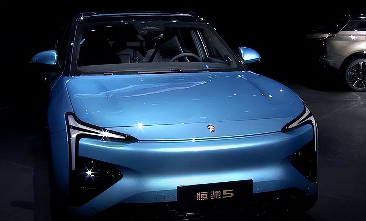 美国初步通过《芯片法案》，Tesla狂卖比特币，恒大汽车或将大卖