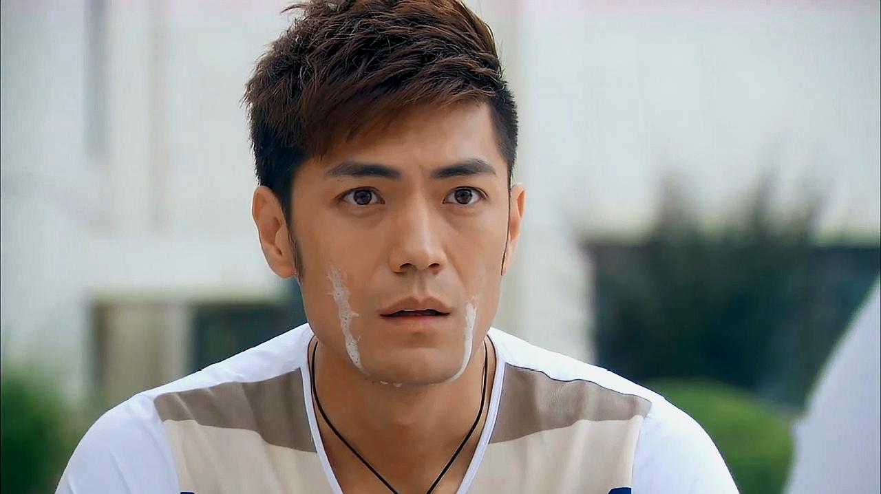 秦岚主演的电视剧《她只是不想输》正式开机，都有哪些演员参演呢