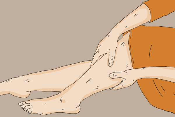 肝脏是不说话的“老实人”，身体出现3个表现，可能是早期肝癌