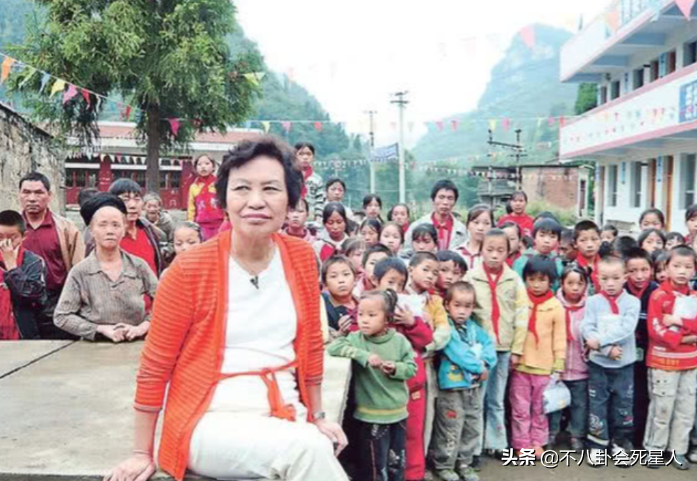 娱乐圈“丑女”不简单：开100家餐厅、得影后、捐退休金做公益