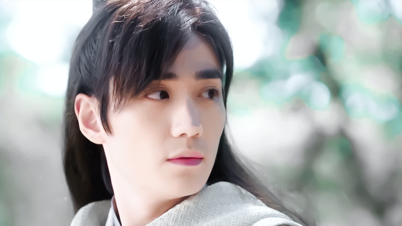 盘点最帅气的8位古装男神,与陈晓少年感不同,任嘉伦更大气端庄