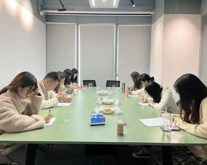 11款小酥肉对比测评，这款巴适得板，肉厚不柴