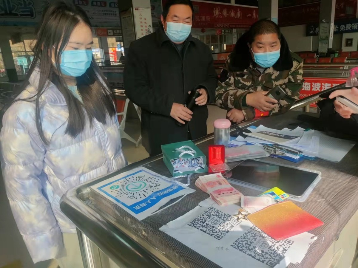 泗洪县金路桥客运公司好人好事不断涌现、平凡善举温暖人心