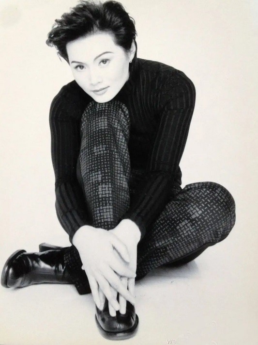 14位贤良的“妈妈专业户”女星，年轻时个顶个是美人坯子