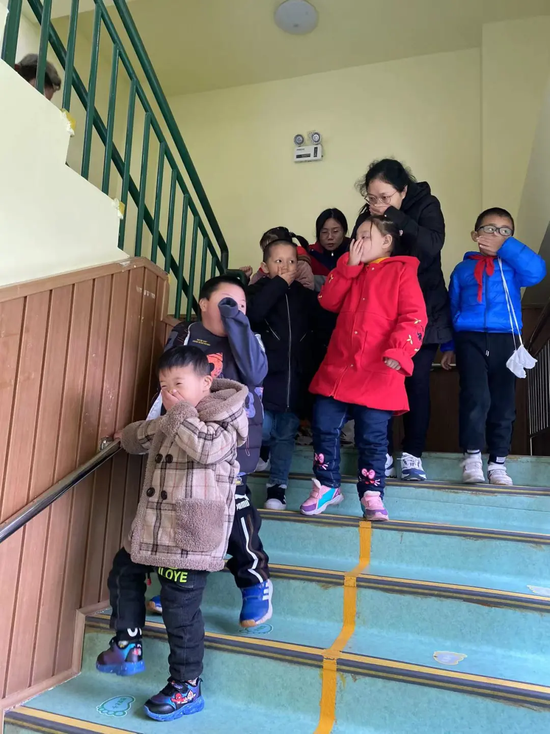 关注消防，防患未然——天府特校开展消防安全疏散演练