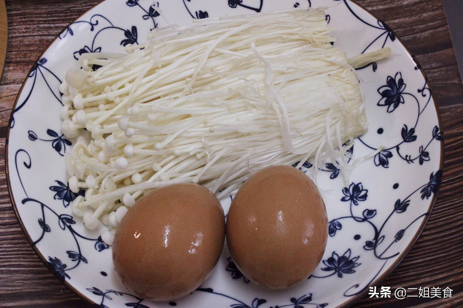 清明到 用金针菇搭配鸡蛋 十分钟搞定营养早餐饼 全家爱吃 天天看点