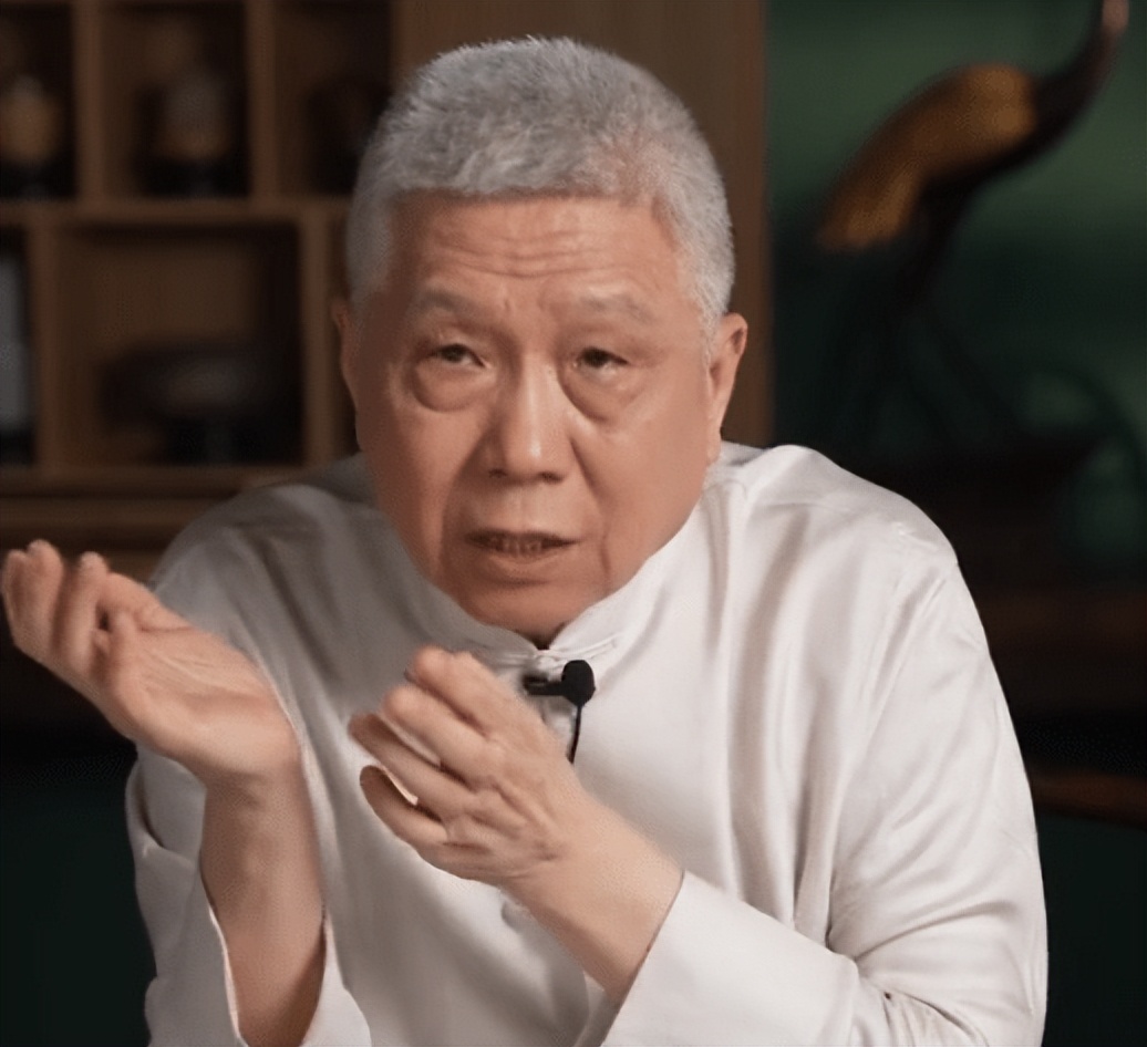 赵本山女儿直播爆料：马丽娟两个月瘦了30多斤，满脸疲惫引担忧