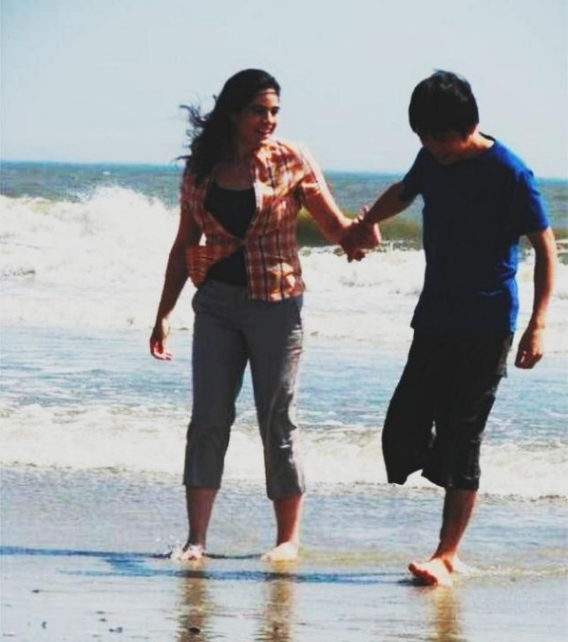 13年前，美国外教嫁给大9岁中国保安，曾轰动一时，现在咋样了？