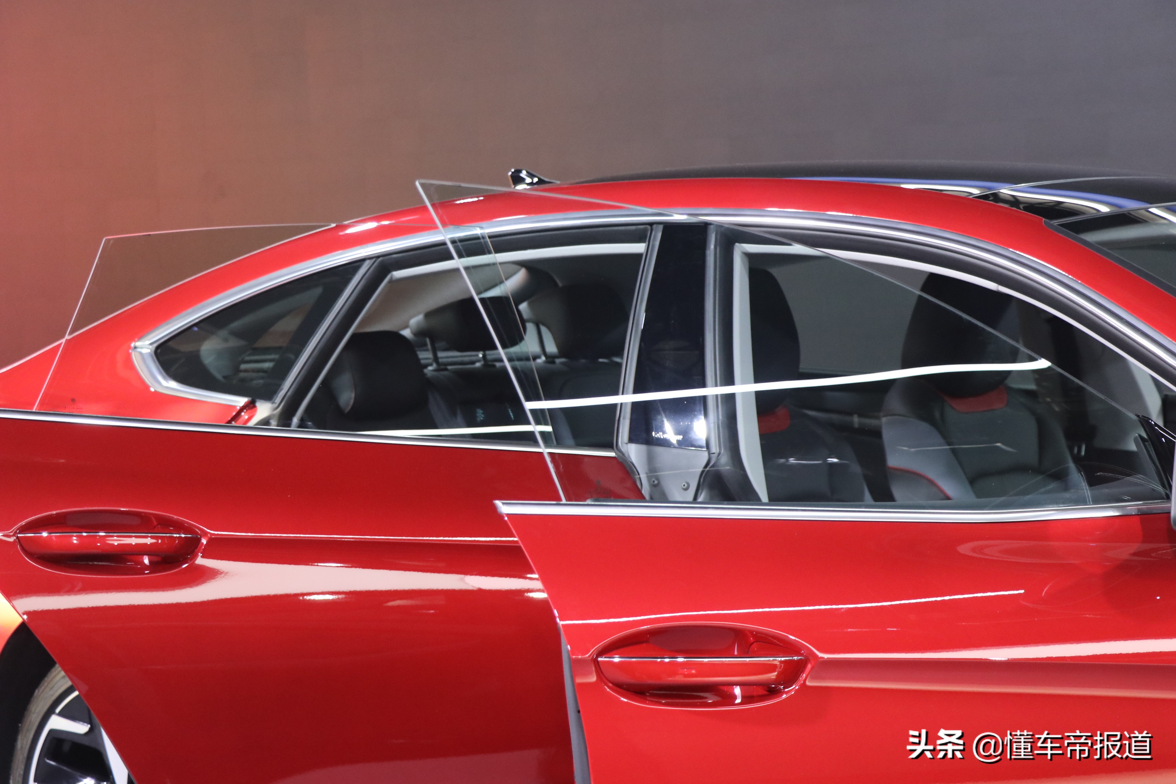 新车 | 缩小版CC实锤！大众新凌渡L正式发布，无框车门+掀背尾门