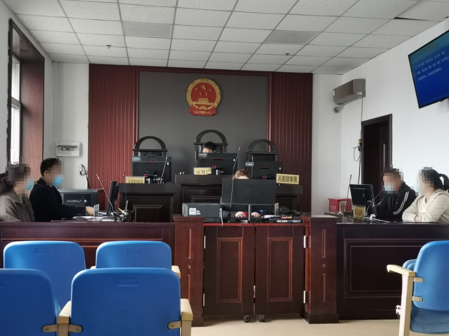 姐妹借钱惹纠纷，法官调解挽亲情