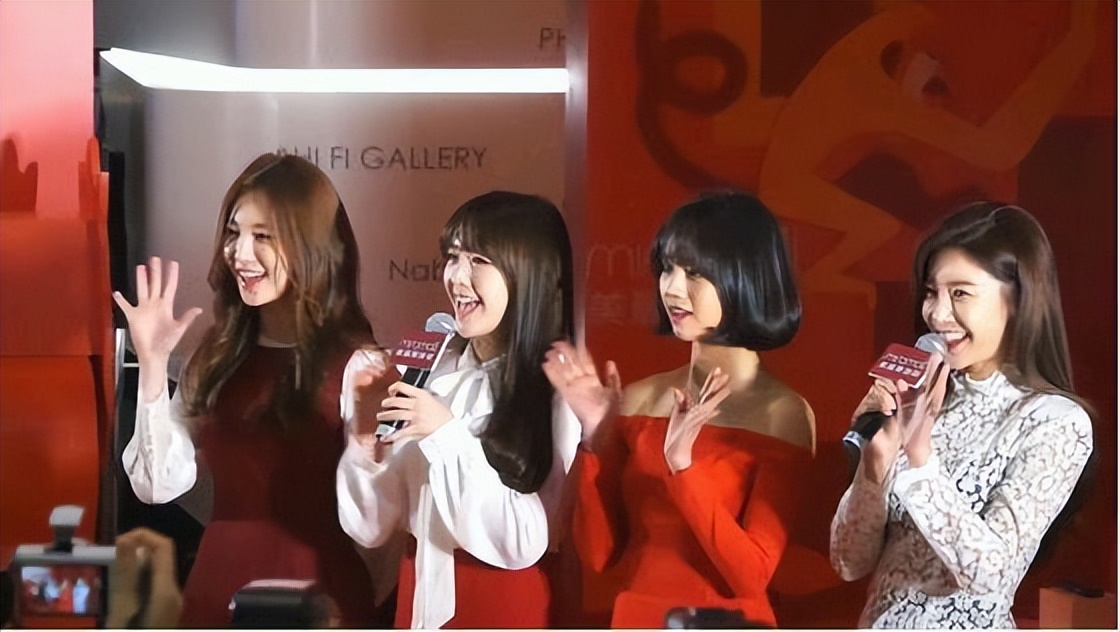 惠利靠1988德善爆火，带红全团却被诬陷耍大牌，组合10年关系亲密