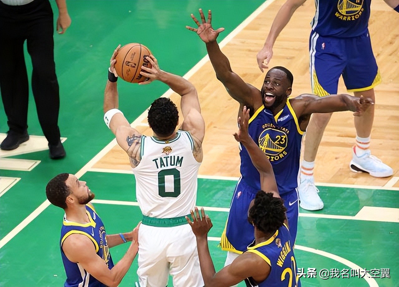 nba勇士为什么会输(NBA总决赛，勇士为何力克绿军夺冠？球迷给出答案，且大局已定)