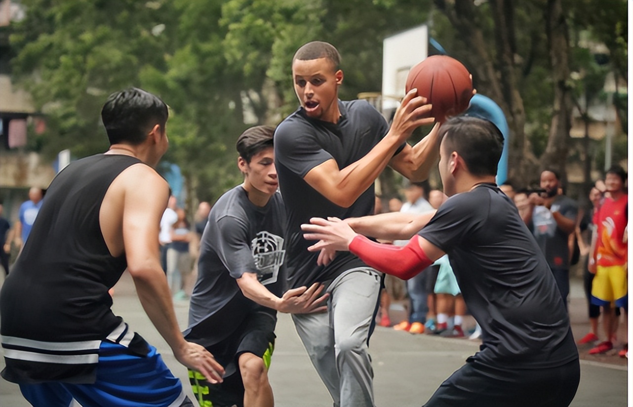 nba为什么不单挑(姚明大腿比腰粗 博班手掌比脸大，这就是为何普通人打不了NBA)