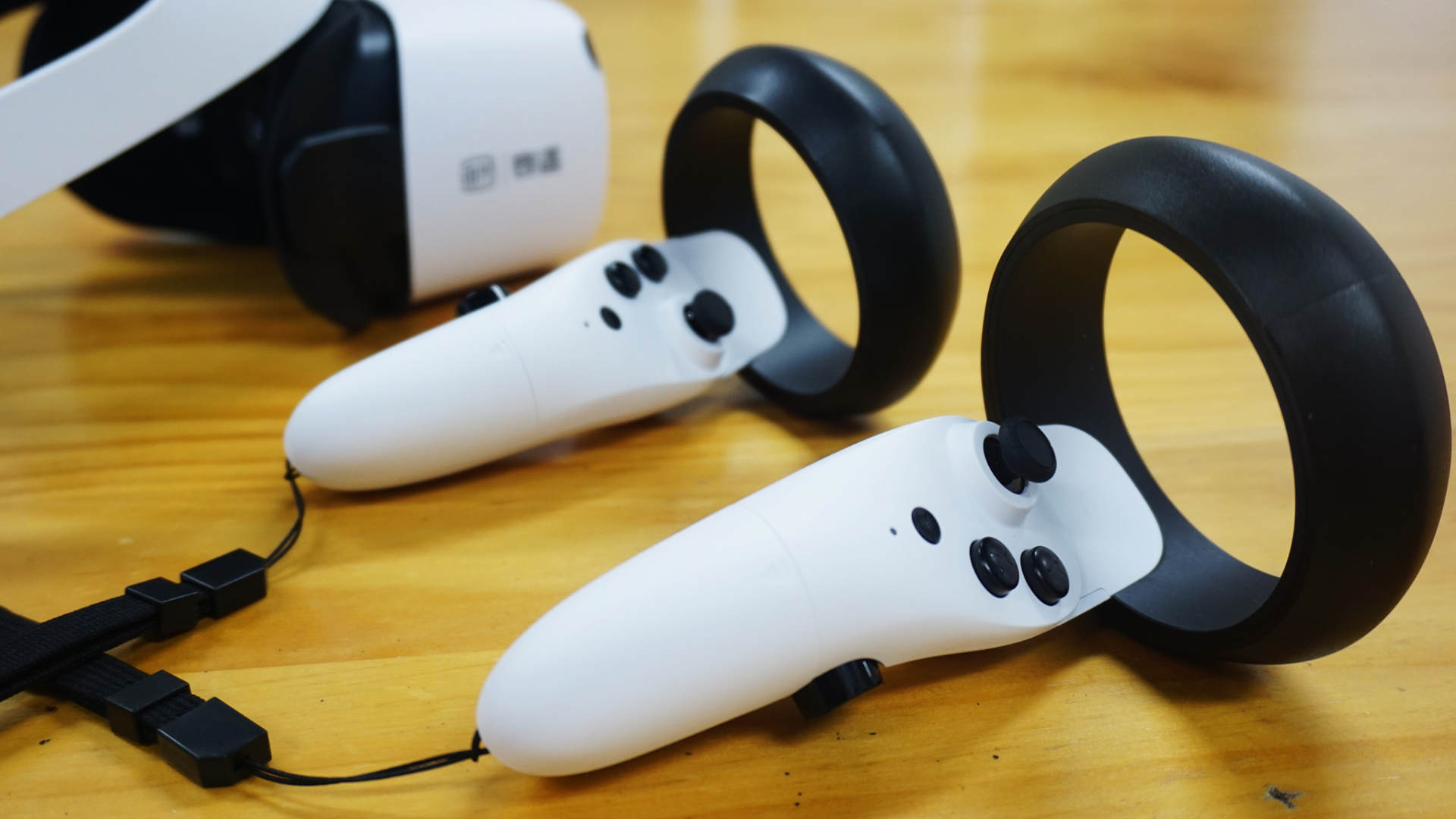 开启元宇宙大门，奇遇Dream Pro VR一体机