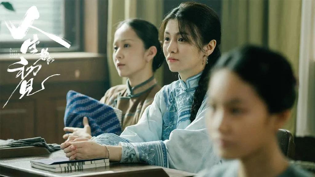 今日新剧推介：电视剧《张卫国的夏天》湖南卫视今晚22点播出