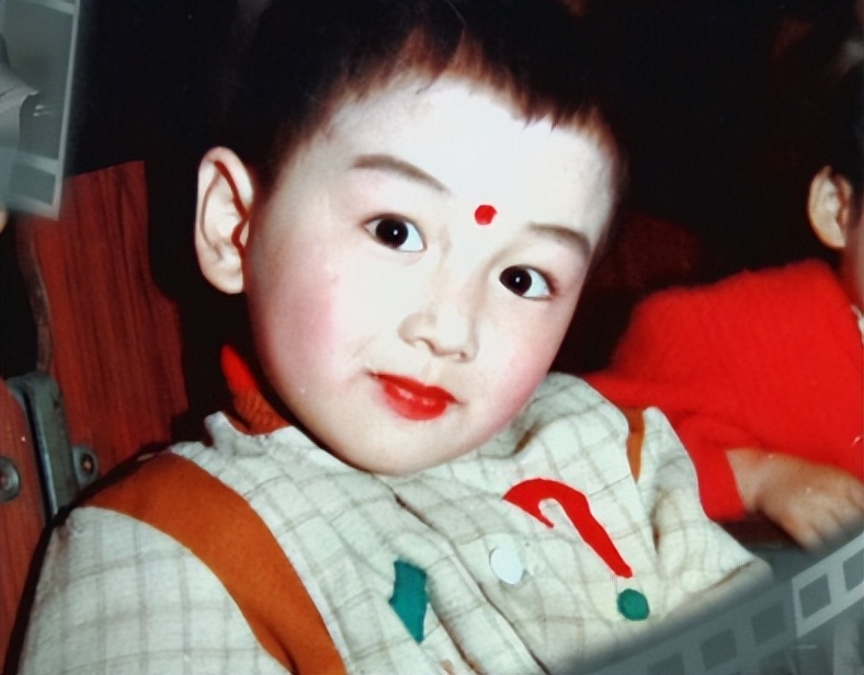 公子哥陈晓：那个娶了白月光的“顾千帆”，为何眼里失去了光？