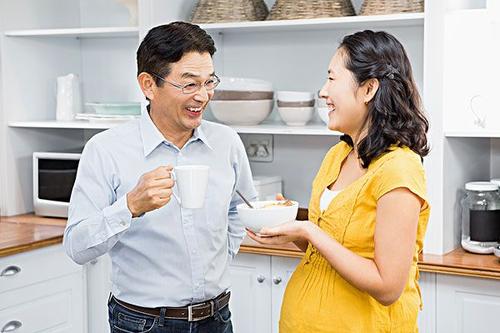 孕期为什么会小腿抽筋，该怎么缓解？小腿抽筋的痛我懂，方法教你