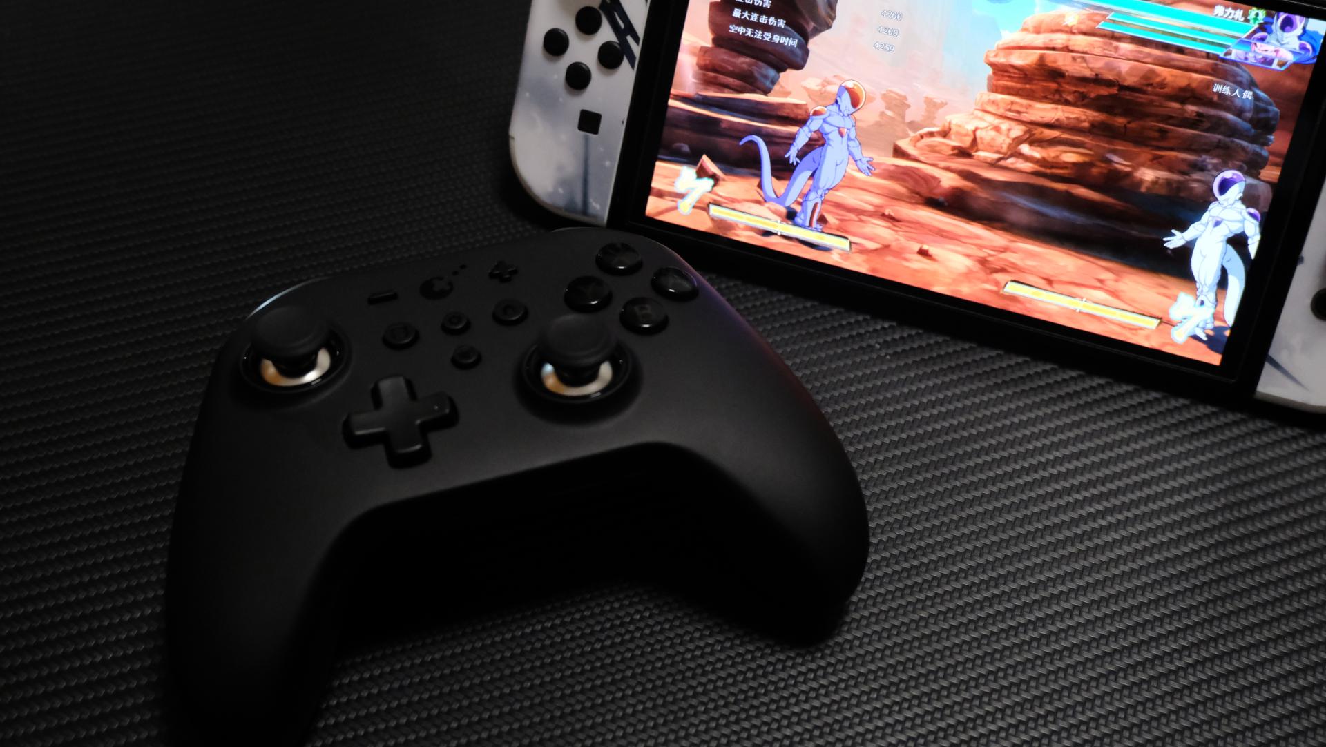 电磁摇杆、拒绝漂移，游戏机的绝配，谷粒金刚2 Pro使用体验