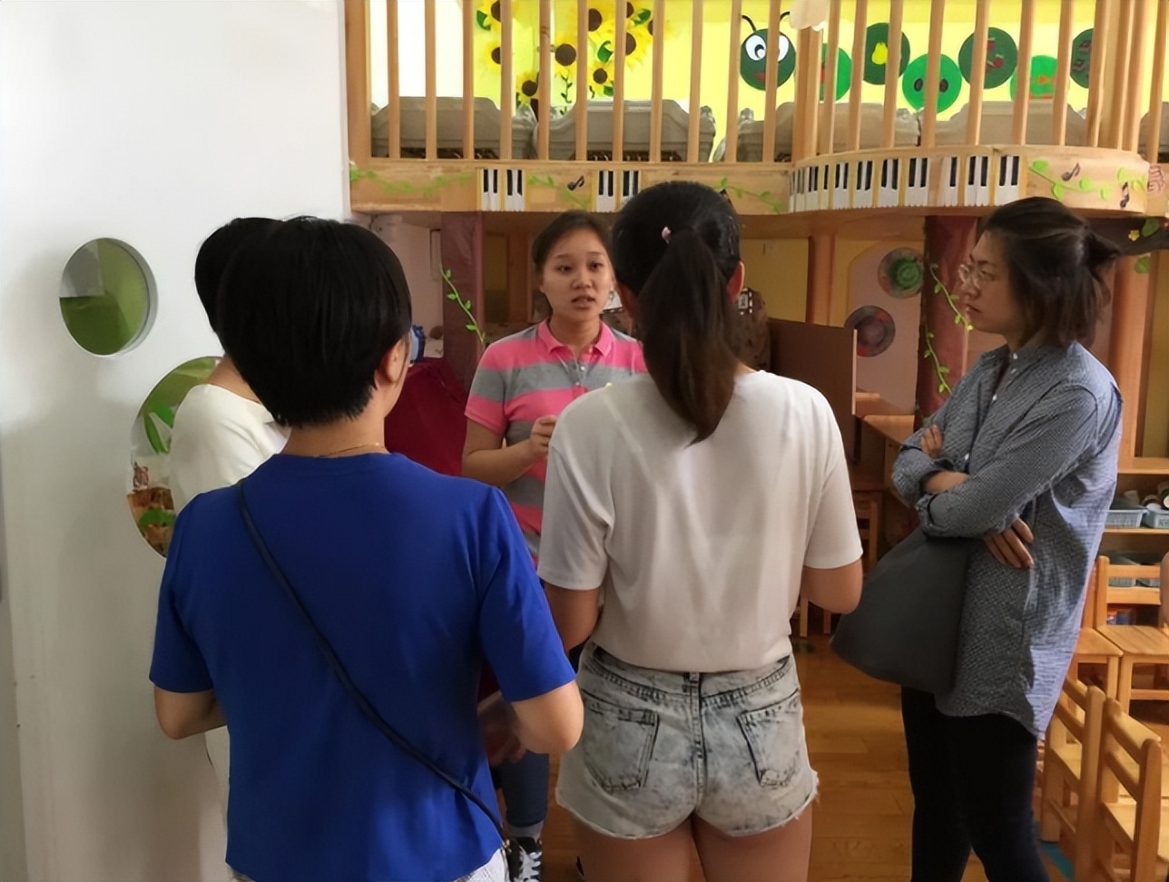 某幼师抱怨自己“工资低”，看完真实收入后，家长：人要学会知足