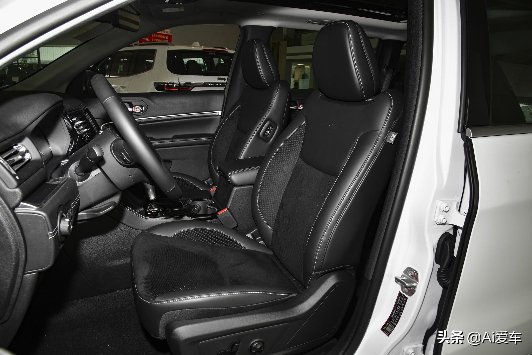 1.6L油耗的大JEEP，合资旗舰级大5座家用SUV，带你看大指挥官PHEV
