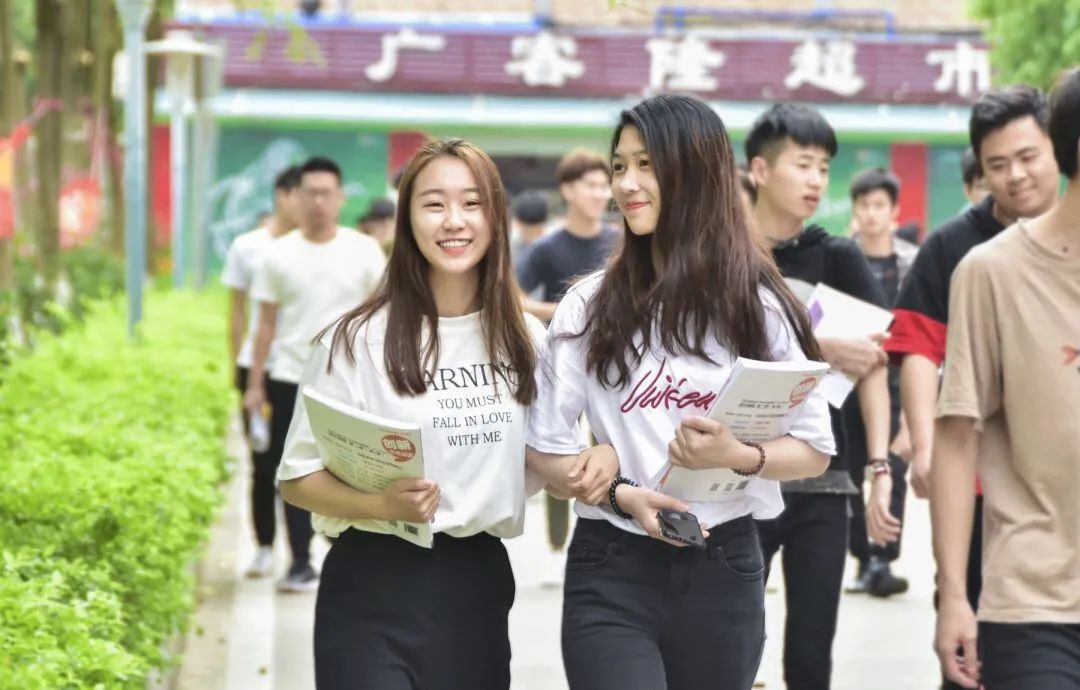 都什么时候了 你还不会填志愿？择校、选专业...一条龙教程献上